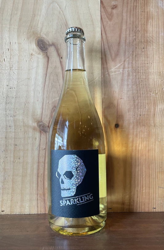 Monte Rio Skull Wines Sparkling 2022